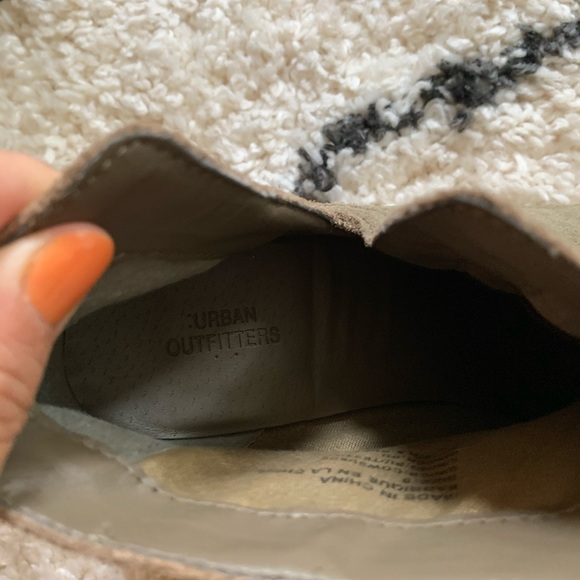 Urban Outfitters Maude Suede Ankle Boot - Picture 7 of 10